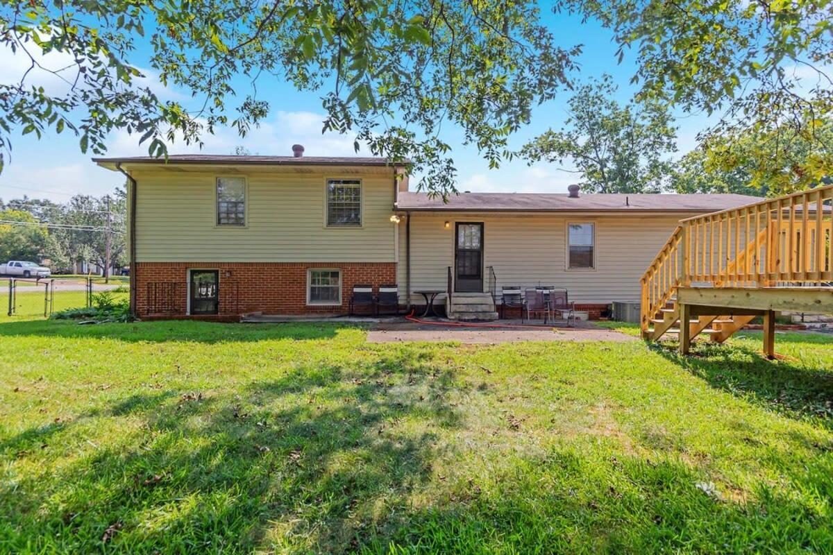 The Retro Pad - Large Yard And Foosball Table Villa Madison Exterior photo